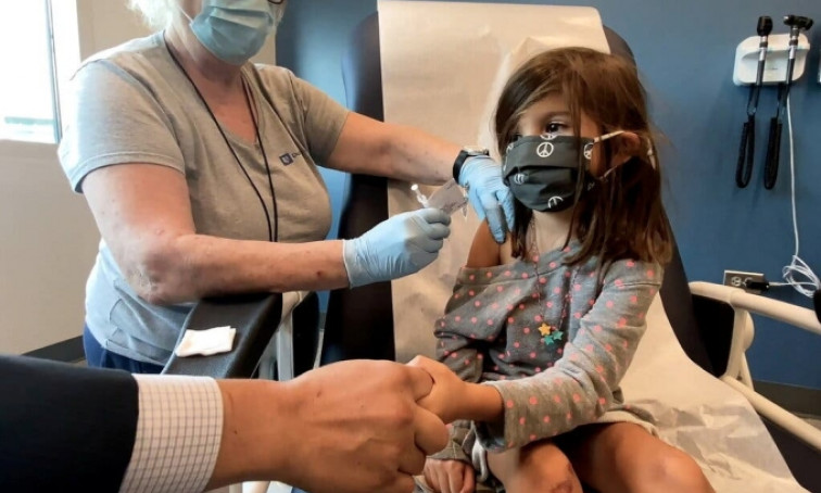 FDA công nhận vaccine Pfizer 'đáp ứng tiêu chuẩn cho trẻ 5-11 tuổi'