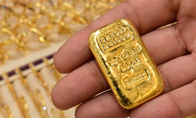 Giá vàng hôm nay 26/10: Tăng vọt lên trên ngưỡng 1.800 USD