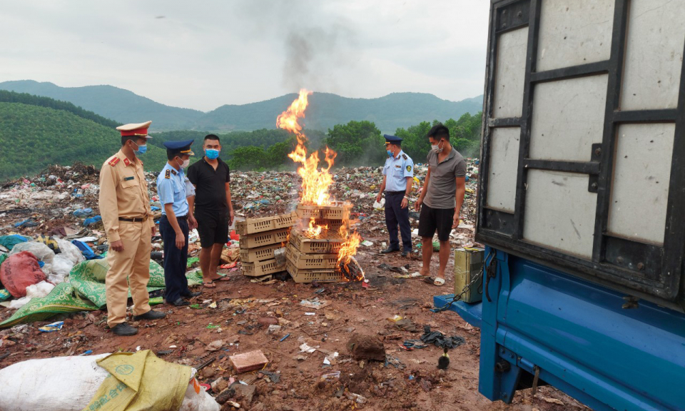 Đội QLTT số 8: Tăng cường ngăn chặn hàng lậu, hàng giả