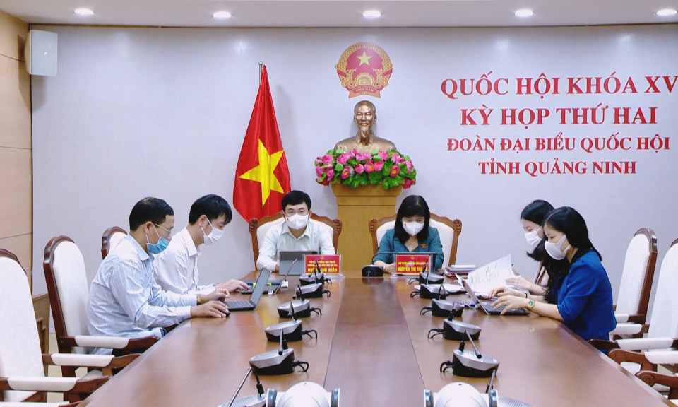  Quốc hội thảo luận trực tuyến về một số nội dung quan trọng