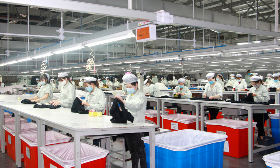 Doanh nghiệp tăng tốc sản xuất những tháng cuối năm