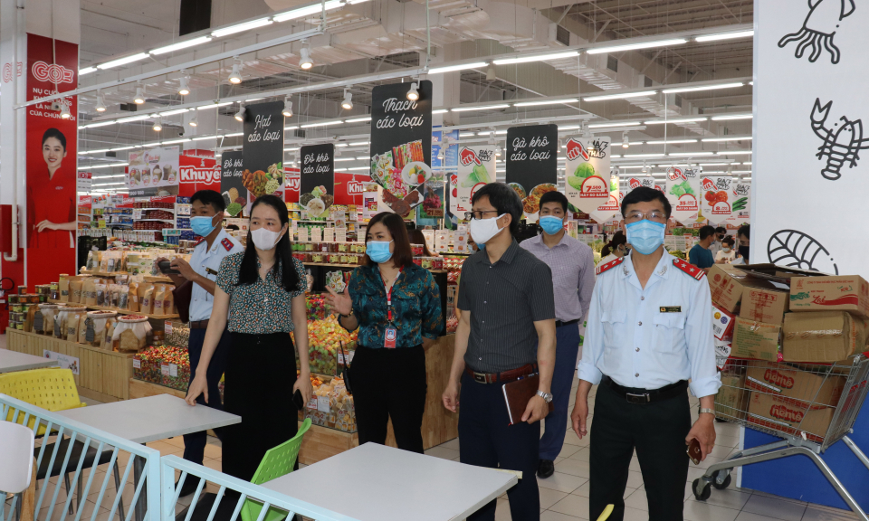 Đảm bảo an toàn phòng, chống COVID-19 tại các chợ, siêu thị