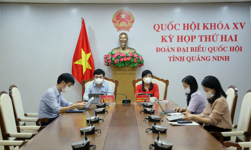 Quốc hội thảo luận trực tuyến về lĩnh vực kinh tế, đất đai