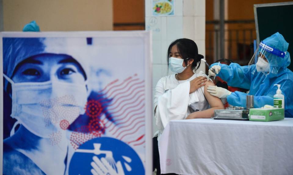 Nhiều địa phương gấp rút chuẩn bị tiêm vaccine cho học sinh