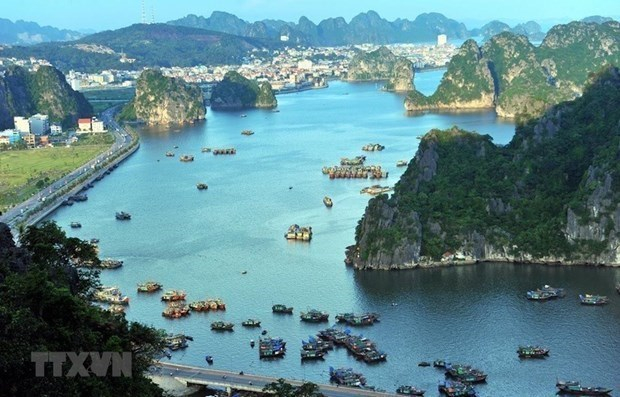 A corner of Ha Long Bay in Quang Ninh province. (Photo: VNA)