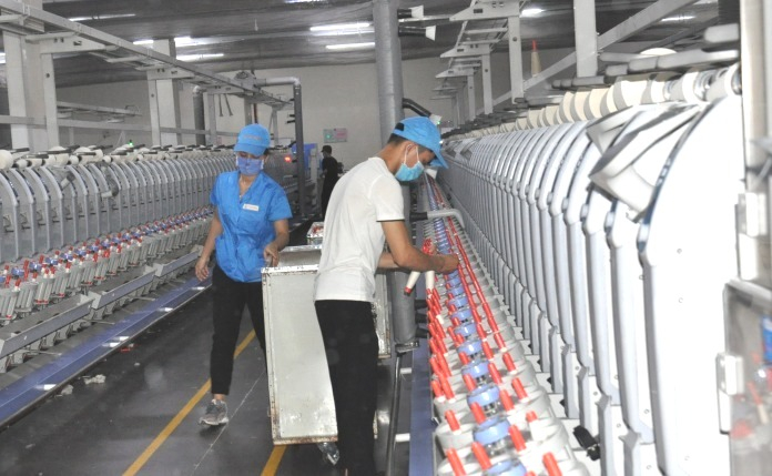 Lao động làm việc tại Khu Công nghiệp cảng biển Hải Hà
