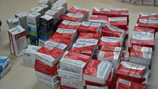 Phát hiện gần 300 hộp thuốc điều trị COVID-19 nhập lậu từ Nga ảnh 1