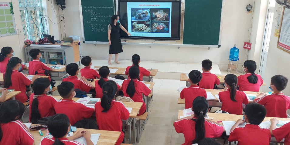 Phòng học thông minh tại Trường THCS Ninh Dương.