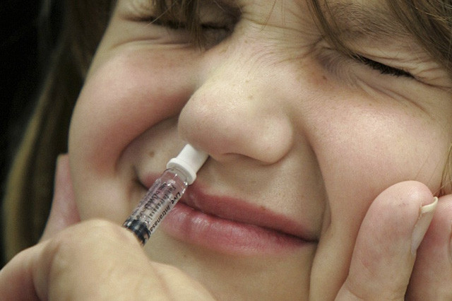 WHO kỳ vọng vào vaccine ngừa COVID-19 dạng uống và xịt mũi - Ảnh 1.