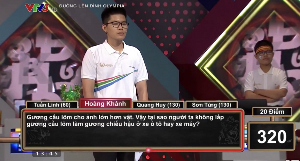 Nguyễn Hoàng Khánh tại vòng Về đích Cuộc thi quý Đường lên đỉnh Olympia năm 2021. (ảnh VTV)