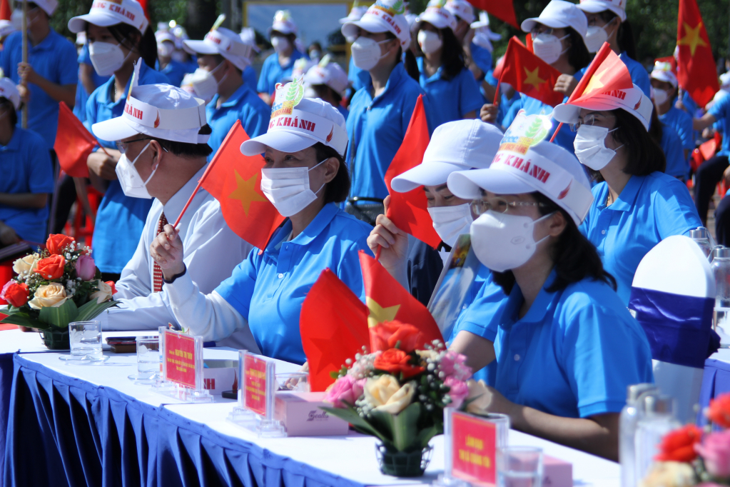 Đại biểu dự tại điểm cầu Quảng Ninh.