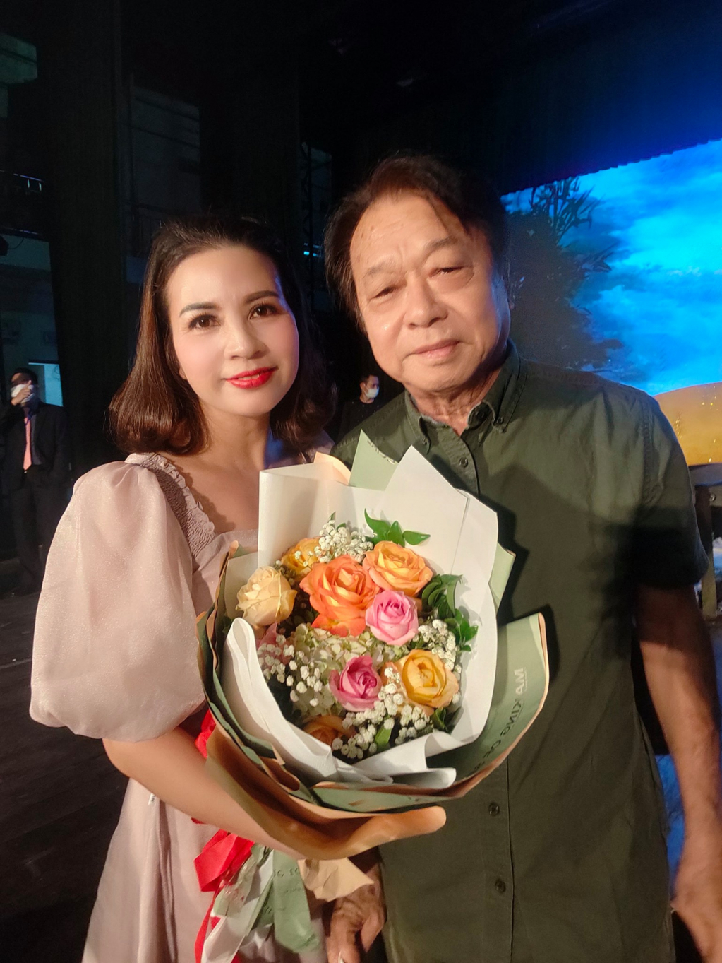 Đạo diễn, Nghệ sĩ nhân dân Trần Ngọc Giàu và nghệ sĩ Quảng Ninh.