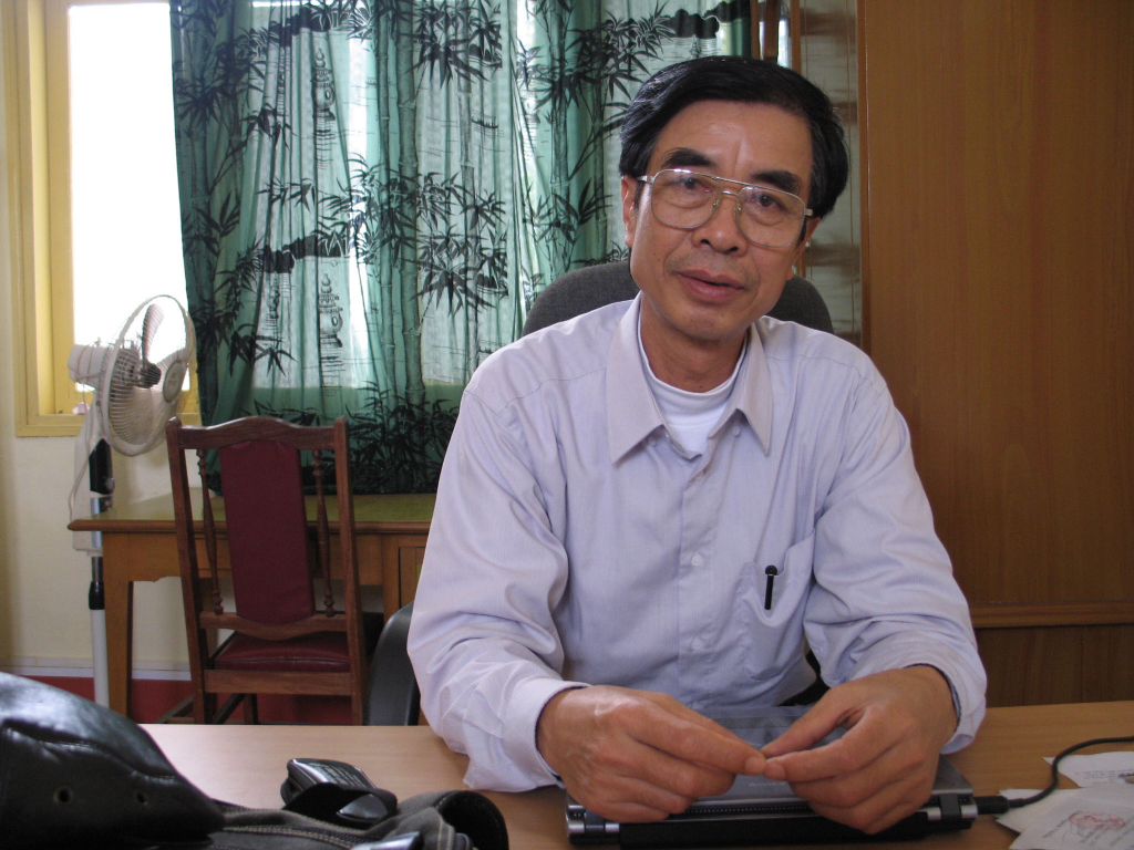 Ông Lê Đồng Sơn, nguyên Trưởng phòng Văn hoá - Thông tin TX Quảng Yên đã dành cả cuộc đời nghiên cứu, sưu tầm về lịch sử, văn hoá quê hương Quảng Yên.