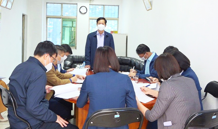 Ngày 11/11, sau 1 tuần có F0, TP Uông Bí đã làm việc với Chi nhánh Công ty TNHH Sao Vàng về phương án cho doanh nghiệp sản xuất trở lại.