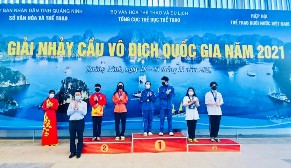 Quảng Ninh xếp thứ nhì Giải Nhảy cầu quốc gia năm 2021 với 2HCV ,2 HCB, 1 HCĐ.