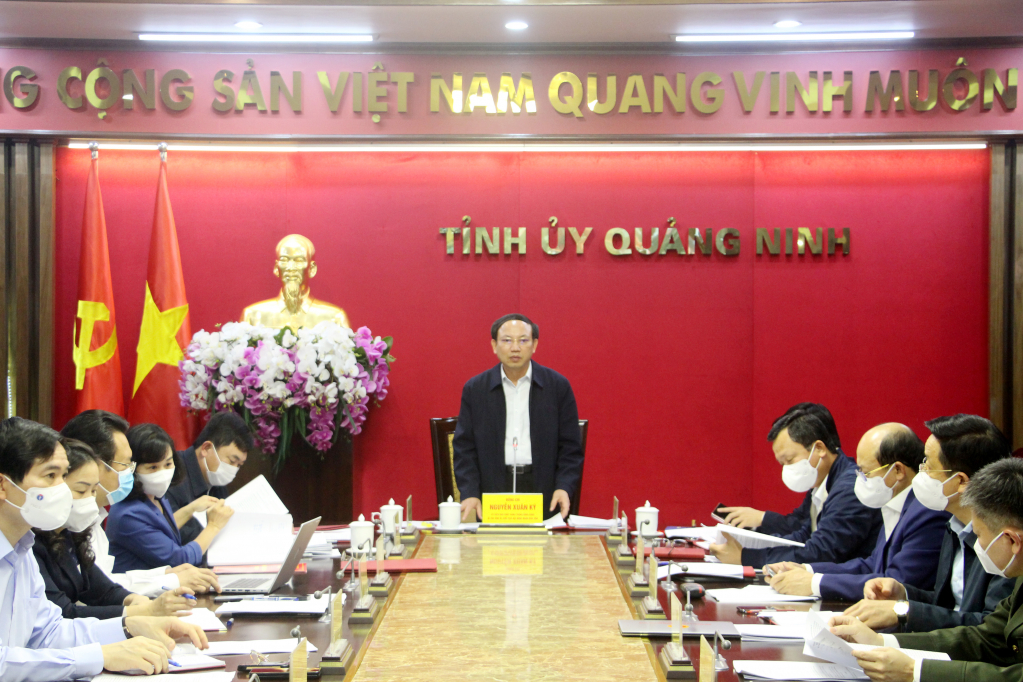 . Đồng chí Nguyễn Xuân Ký, Ủy viên Trung ương Đảng, Bí thư Tỉnh ủy, Chủ tịch HĐND tỉnh, kết luận hội nghị.