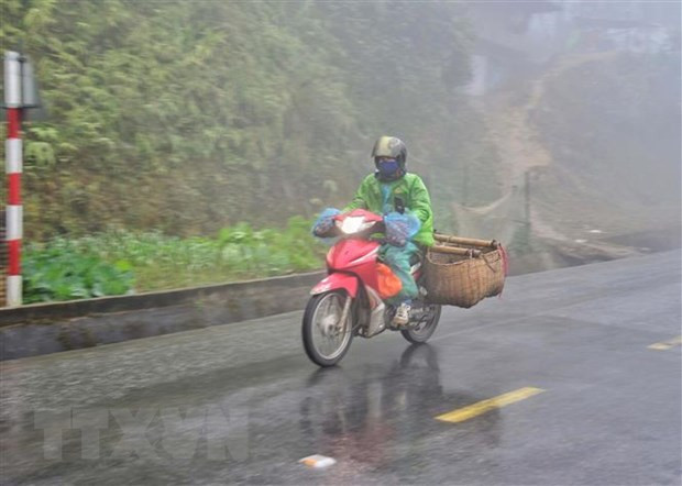 Vung nui Bac Bo co noi ret dam, Ha Noi mua nho vai noi, troi ret hinh anh 1