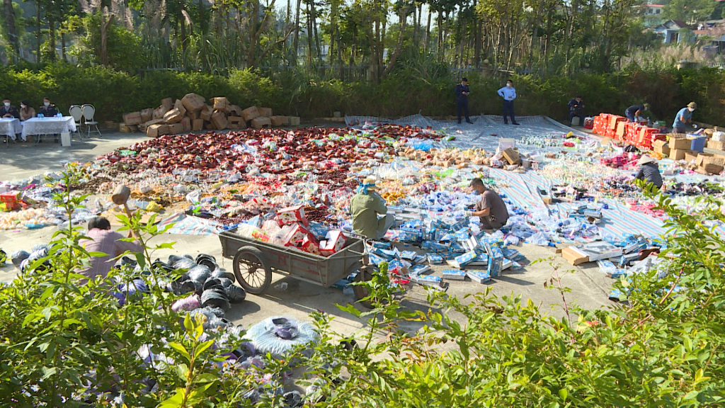 Cục quản lý thị trường Quảng Ninh tổ chức tiêu hủy tang vật vi phạm hành chính tập trung đợt 2 năm 2021.