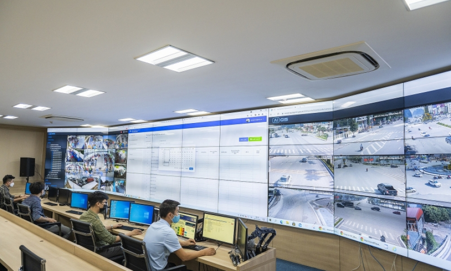 Đẩy mạnh chuyển đổi số