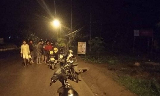 Tự gây tai nạn, nam thanh niên bị thương, người ngồi sau tử vong