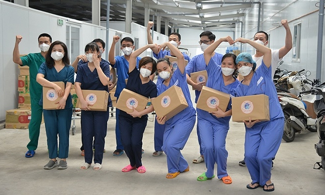 Vietnamese and ROK singers join music video to cheer on frontline workers in COVID-19 fight