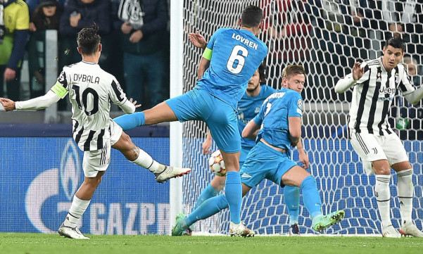 Juventus thẳng tiến tại Champions League