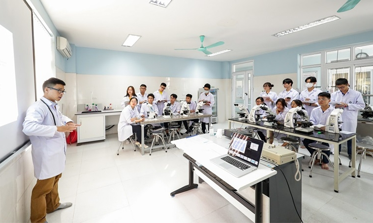 Eleven Vietnamese universities rank among QS’s top Asian universities for 2022