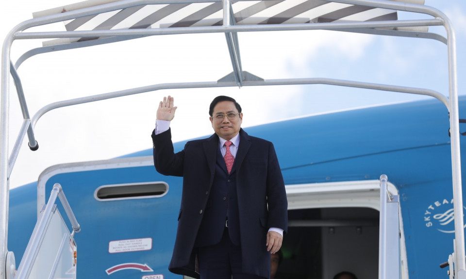 Thủ tướng Phạm Minh Chính và Đoàn đại biểu cấp cao Việt Nam bắt đầu chuyến thăm chính thức Cộng hòa Pháp