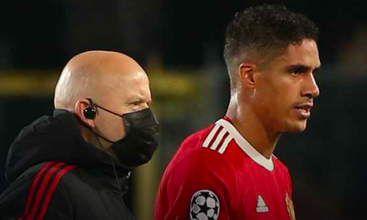 CHÍNH THỨC! Chấn thương nặng, Man Utd mất Varane dài hạn