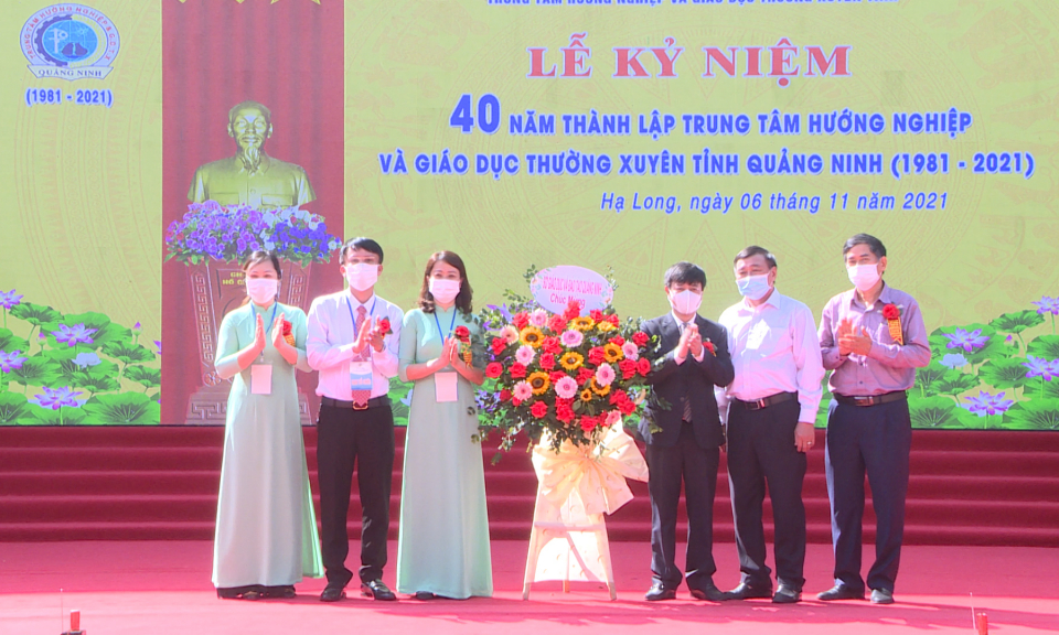 Kỷ niệm 40 năm thành lập Trung tâm HN&GDTX tỉnh