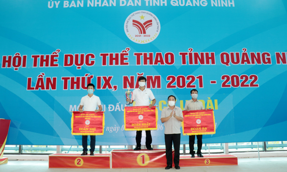 Đông Triều đoạt giải Nhất toàn đoàn Giải bơi cự ly dài 