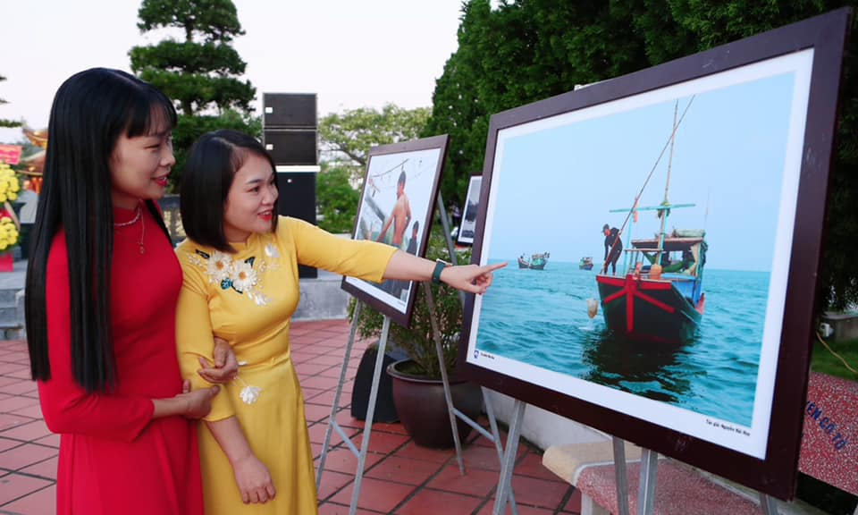 Cô Tô trong trái tim văn nghệ sĩ