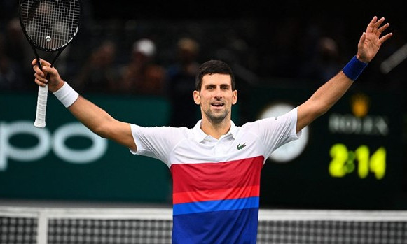 Tay vợt số một thế giới Novak Djokovic lần thứ 6 vô địch Paris Masters