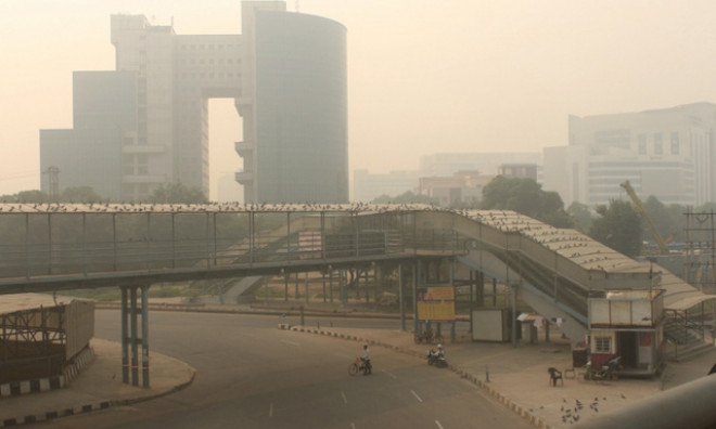 Ô nhiễm không khí tại New Delhi có thể làm tăng số ca COVID-19 nặng