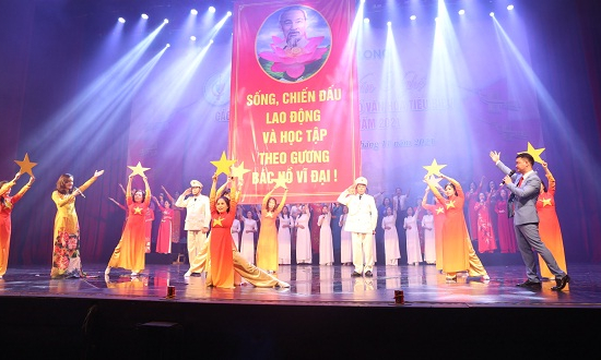 Tối 11/11, khai mạc Liên hoan văn nghệ các nhà văn hóa thôn - khu phố văn hóa tiêu biểu