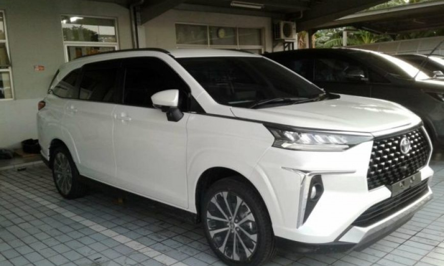 'Cơn ác mộng' của Mitsubishi Xpander lộ diện đẹp không điểm chê, gây sốt vì giá chưa đến 400 triệu