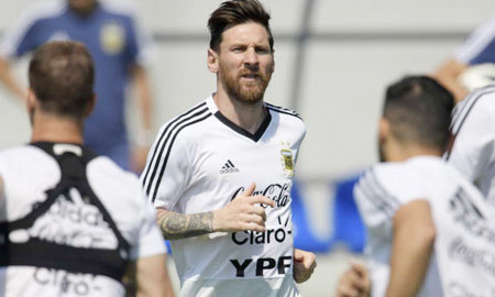 PSG sẽ phải nhả Messi về ĐT Argentina