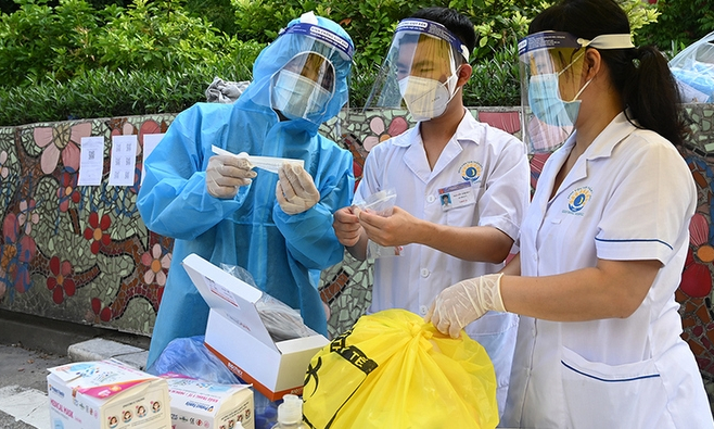 Vietnam reports 7,646 new COVID-19 cases on Nov. 7
