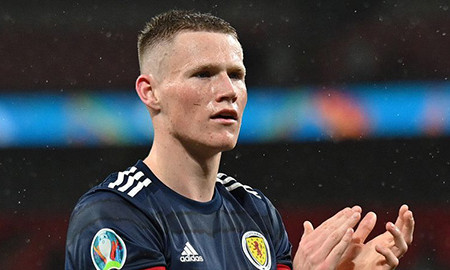 ĐT Scotland gửi McTominay về nhà, MU lo sốt vó