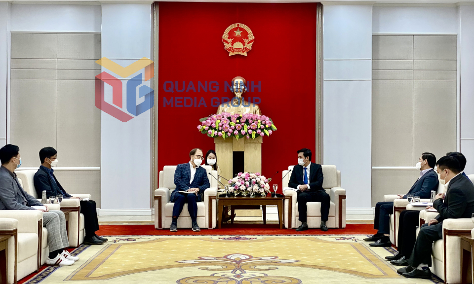 Chủ tịch UBND tỉnh Nguyễn Tường Văn tiếp xã giao Chủ tịch Tập đoàn Bumjin, tháng 11-2021