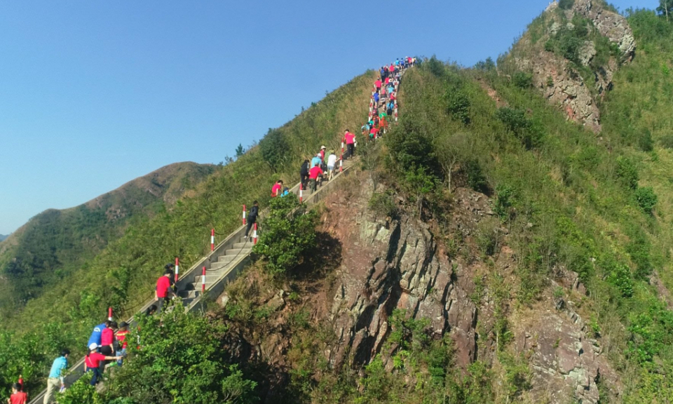 Dán nhãn du lịch an toàn