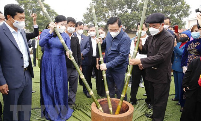 Chủ tịch Quốc hội dự Ngày hội Đại đoàn kết toàn dân tộc ở Thái Nguyên