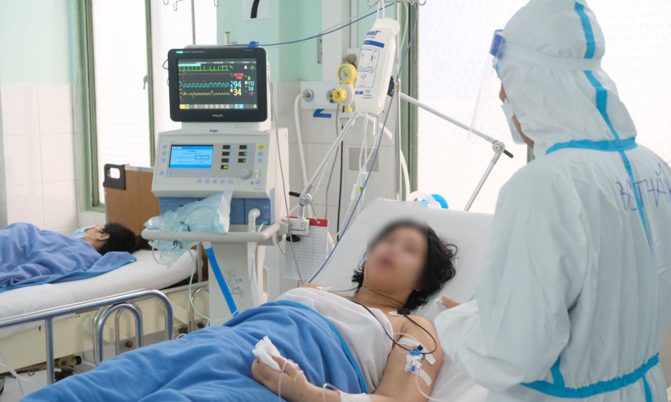 Báo động nhiều thai phụ mắc COVID-19 nguy kịch vì không tiêm vaccine