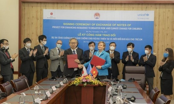 Vietnamese children to be equipped with climate change, disaster response skills