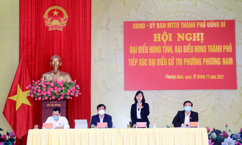 Phó Bí thư Tỉnh ủy Trịnh Thị Minh Thanh tiếp xúc cử tri TP Uông Bí