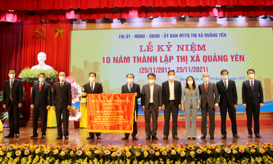 Kỷ niệm 10 năm thành lập TX Quảng Yên