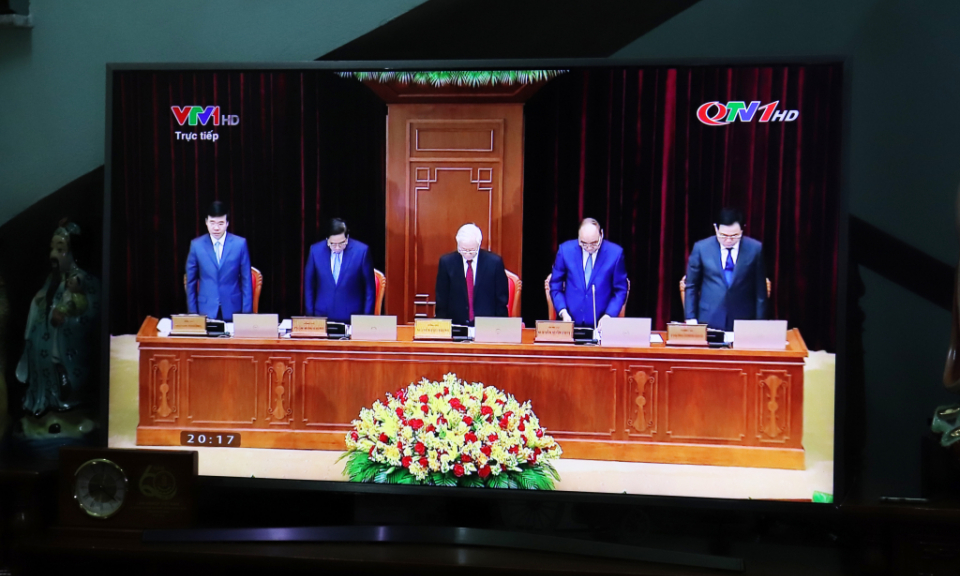 Quang Ninh responds to the national requiem held for victims of COVID-19