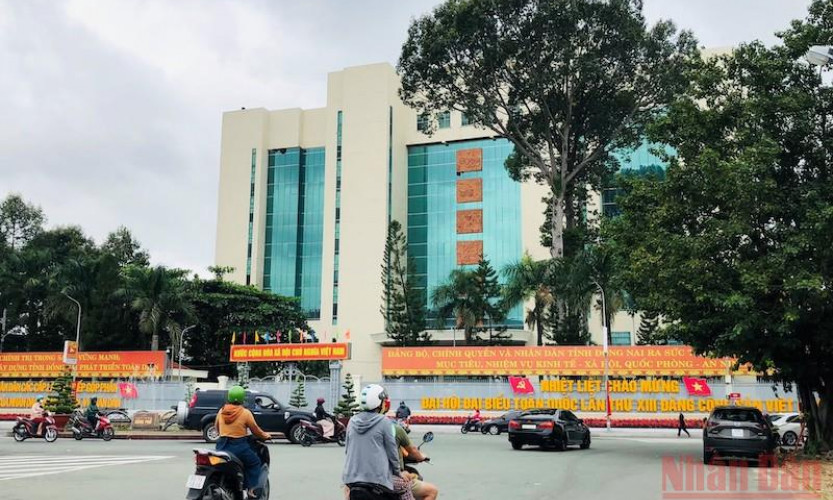 Kỷ luật khiển trách Phó Giám đốc Sở Nội vụ tỉnh Đồng Nai