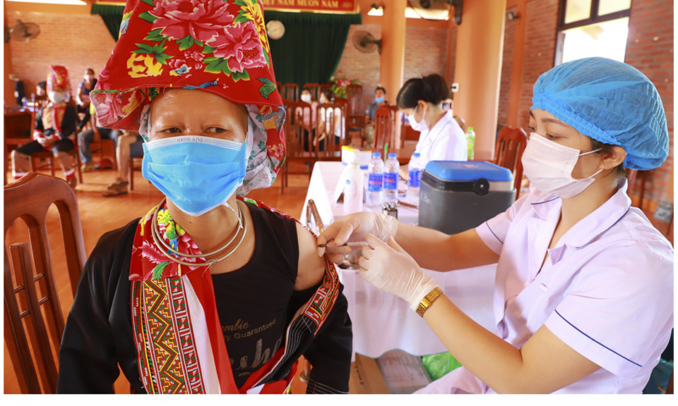 Quảng Ninh và quyết tâm hoàn thành tiêm vắc xin mũi 1