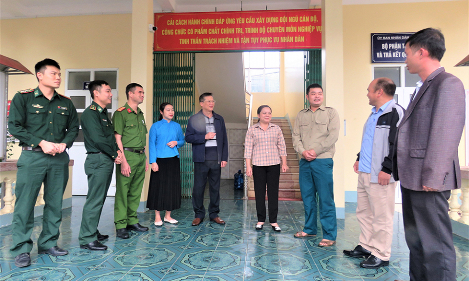 Đổi mới, nâng cao hiệu quả công tác giáo dục chính trị, tư tưởng